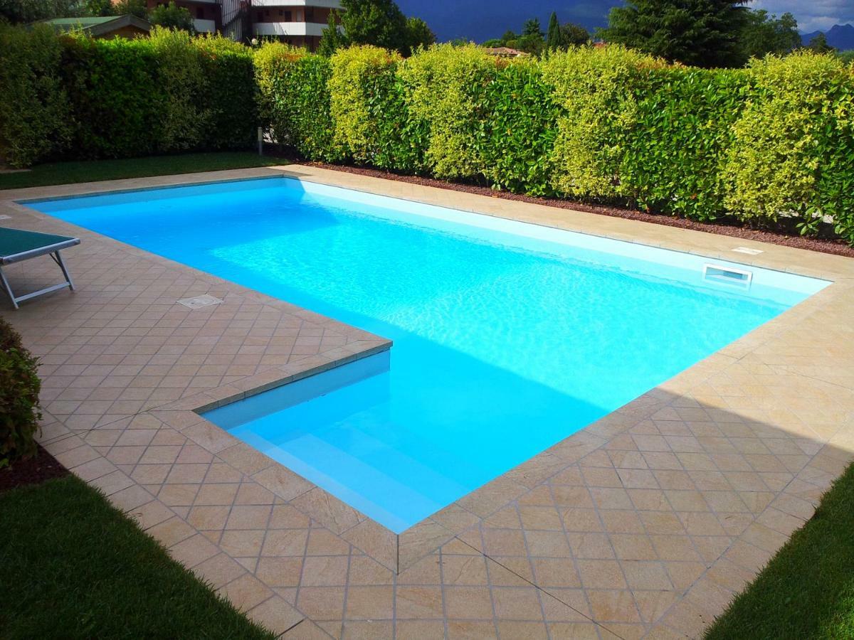 מנרבה דל גארדה Villa Oliva מראה חיצוני תמונה